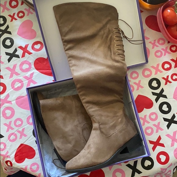 Brown/taupe over the knee boots - Picture 1 of 1